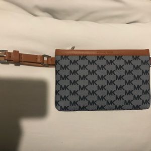 Michael Kors Leather Belt Bag, waist: XL